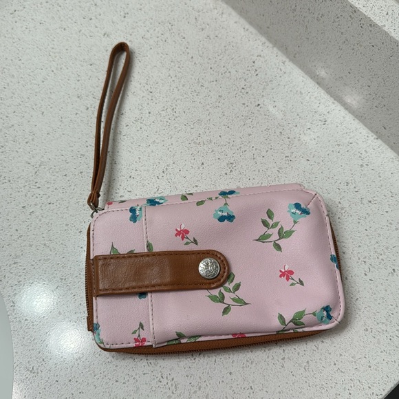 Convertible Crossbody/Wristlet Bag - Picture 3 of 6